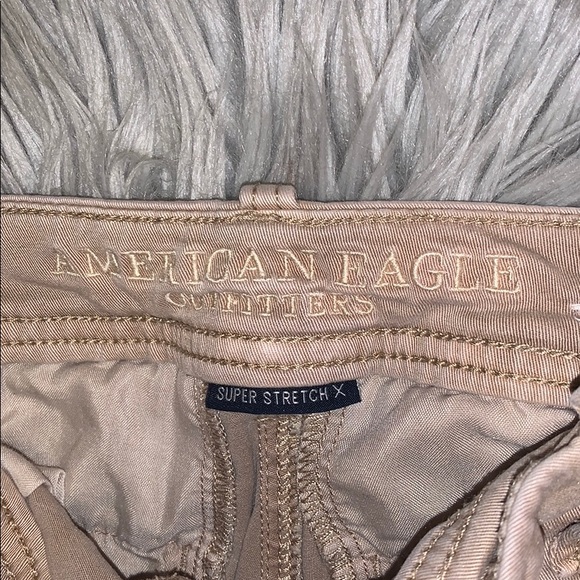 AEO khaki shorts - Picture 3 of 4